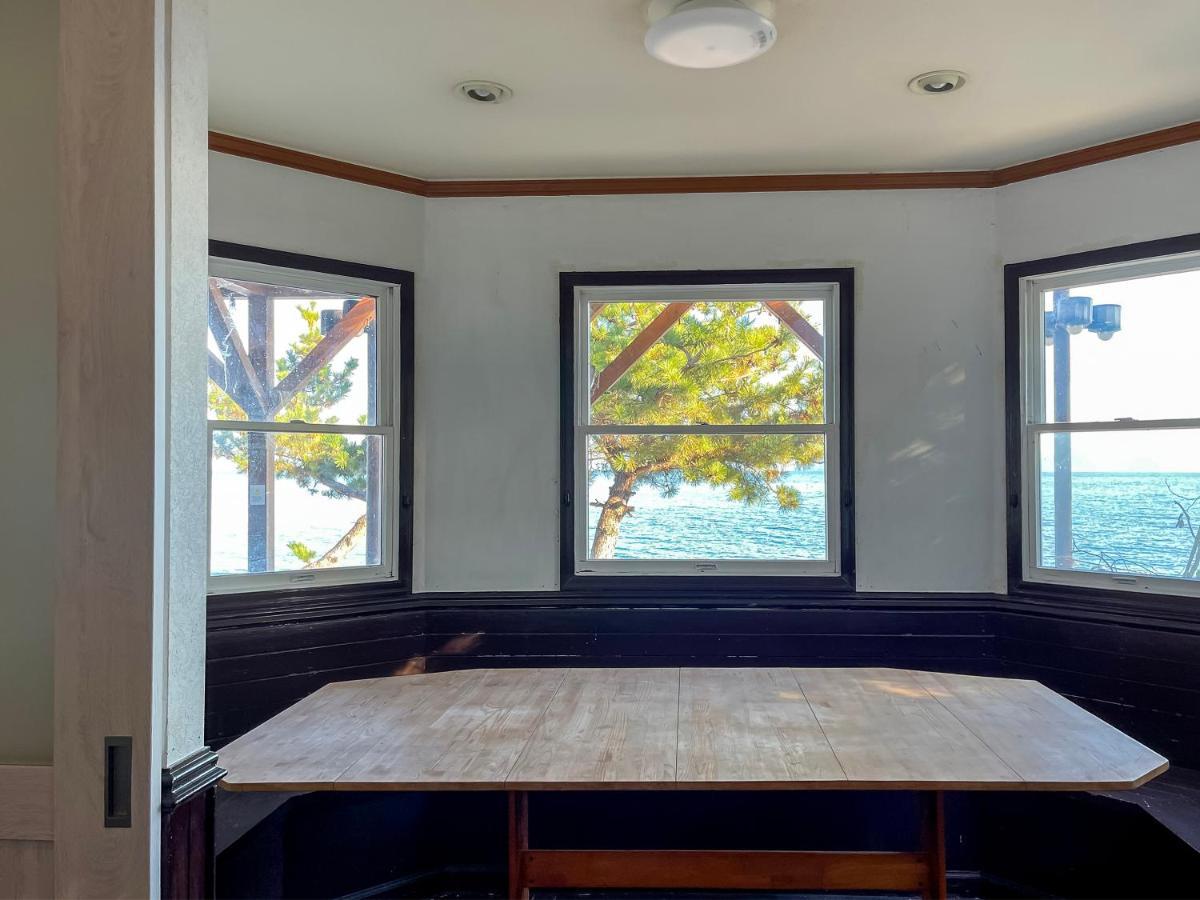 Biwa-Lakeside Cottage B B Dylan Minamikomatsu Kültér fotó