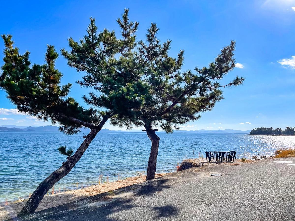 Biwa-Lakeside Cottage B B Dylan Minamikomatsu Kültér fotó